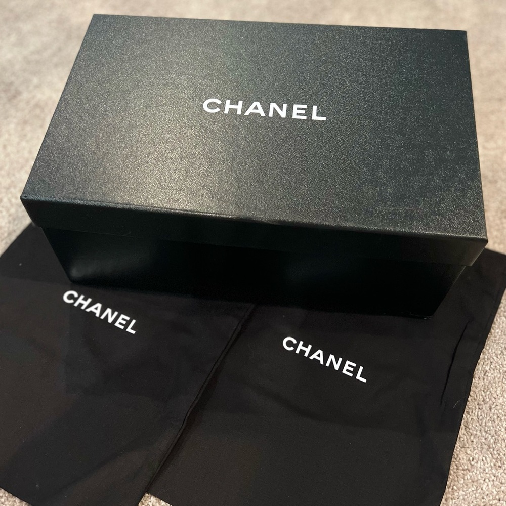 Chanel Box